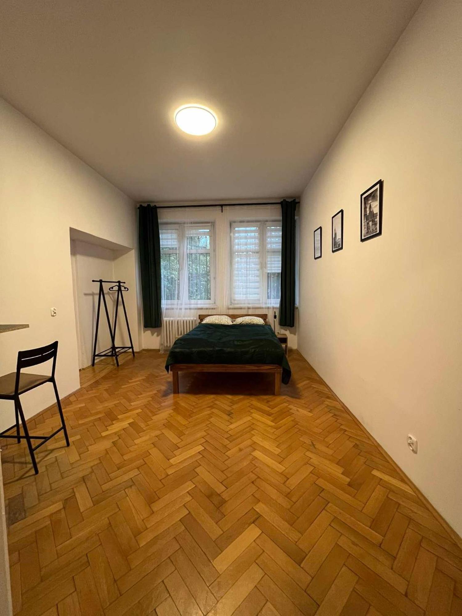 Krowoderska Lovely Room Krakow Exterior photo